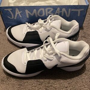 Ja 1’s white and black